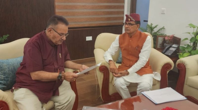 कृषि मंत्री गणेश जोशी ने केंद्रीय मंत्री शिवराज सिंह चौहान से की शिष्टाचार भेंट